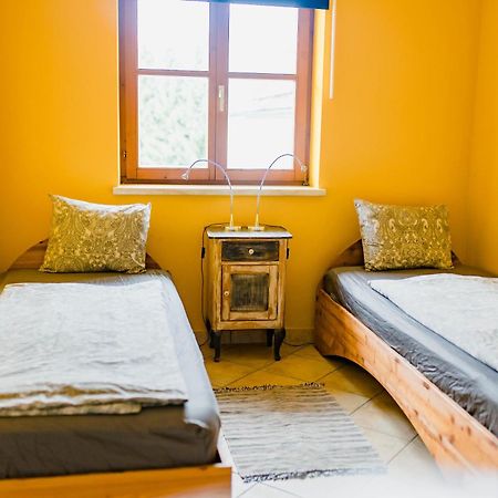 Tauglerei Appartement Enzian In Den Zauberbergen Sankt Koloman エクステリア 写真