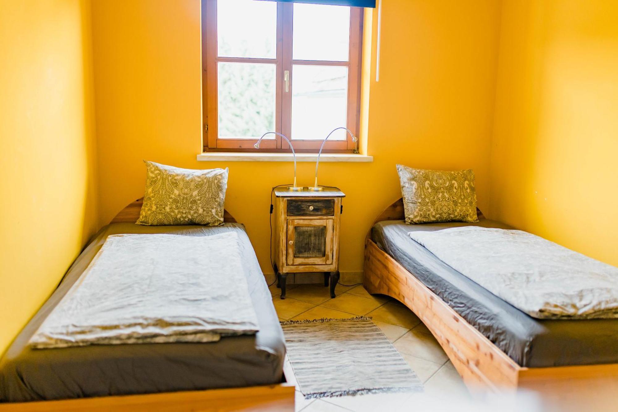 Tauglerei Appartement Enzian In Den Zauberbergen Sankt Koloman エクステリア 写真